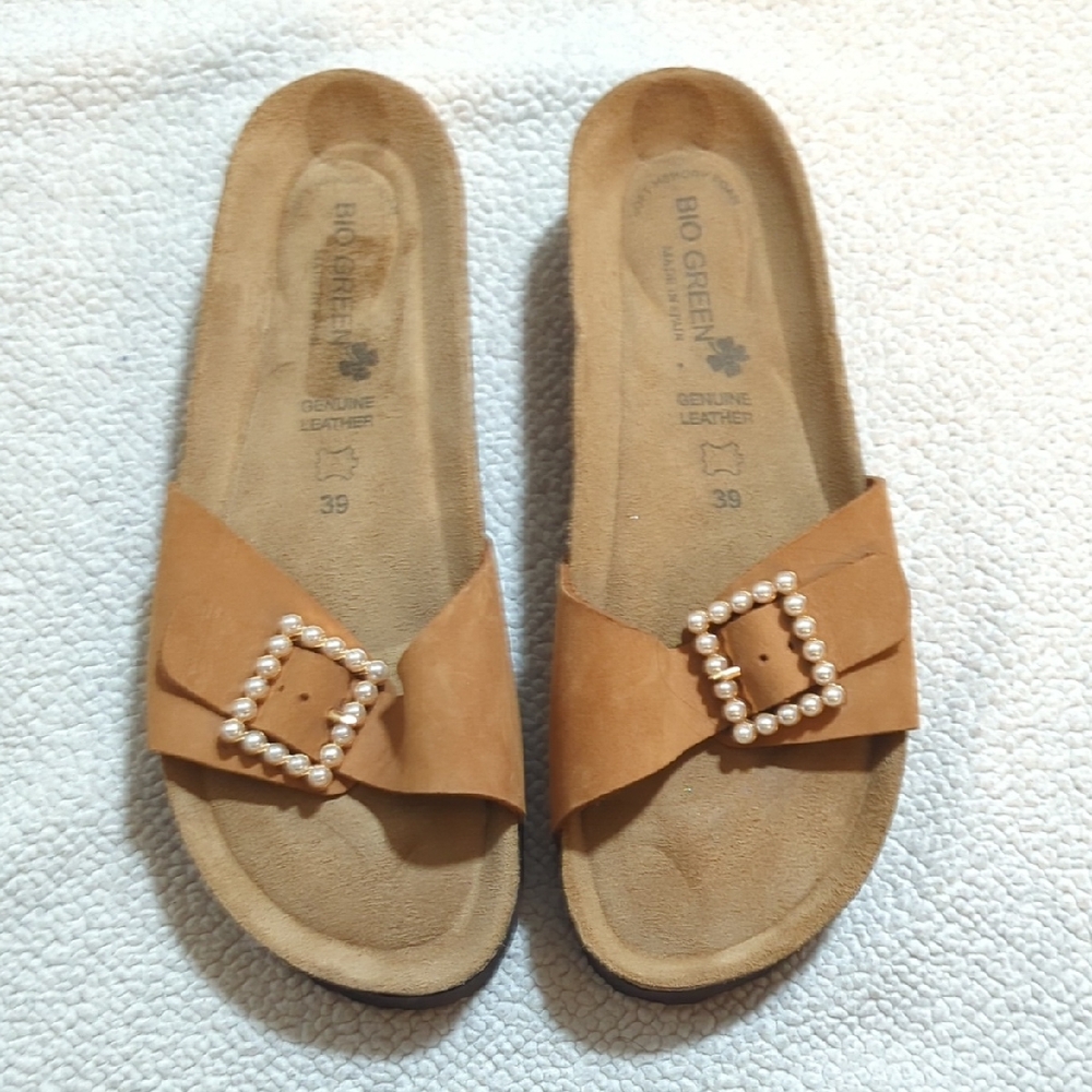 Bio Green Pearl Buckle Memory Foam Leather Slip On Sandal Size 39